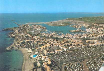 Plage du môle et vue générale